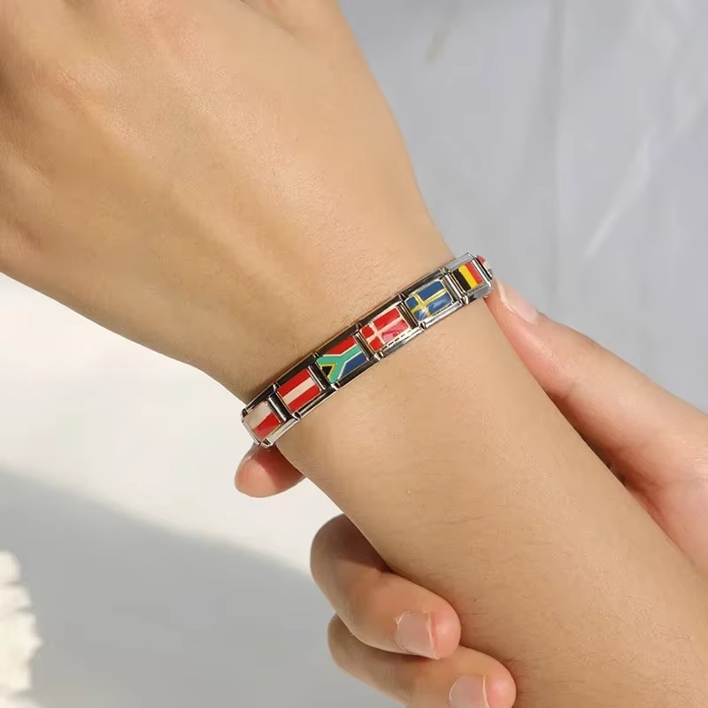 Italian Flag Charm Bracelet National Flag Bracelet Stainless Steel Flag Bracelet Custom Italian Bracelet DIY Flag Charm Bracelet Italian Module Bracelet Stainless Steel Charm Bracelet Custom National F (1)