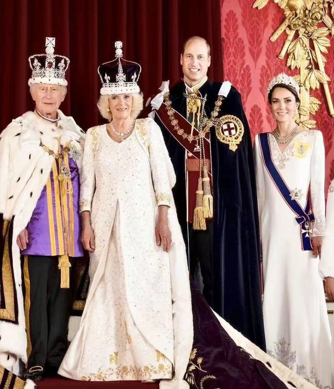 Queen Camilla coronation crown Queen Mary Coronation Crown Cullinan diamonds in royal crowns Mountain of Light diamond history British royal jewelry Daughters of Great Britain and Ireland Tiara George IV State (30)